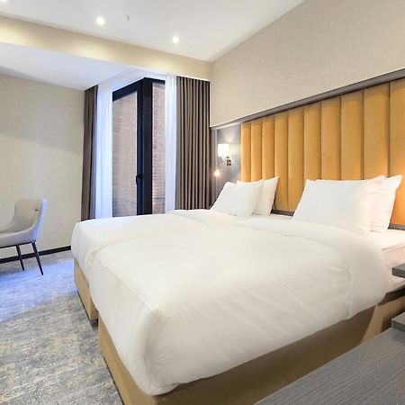 Griffin Hotel 第比利斯 外观 照片
