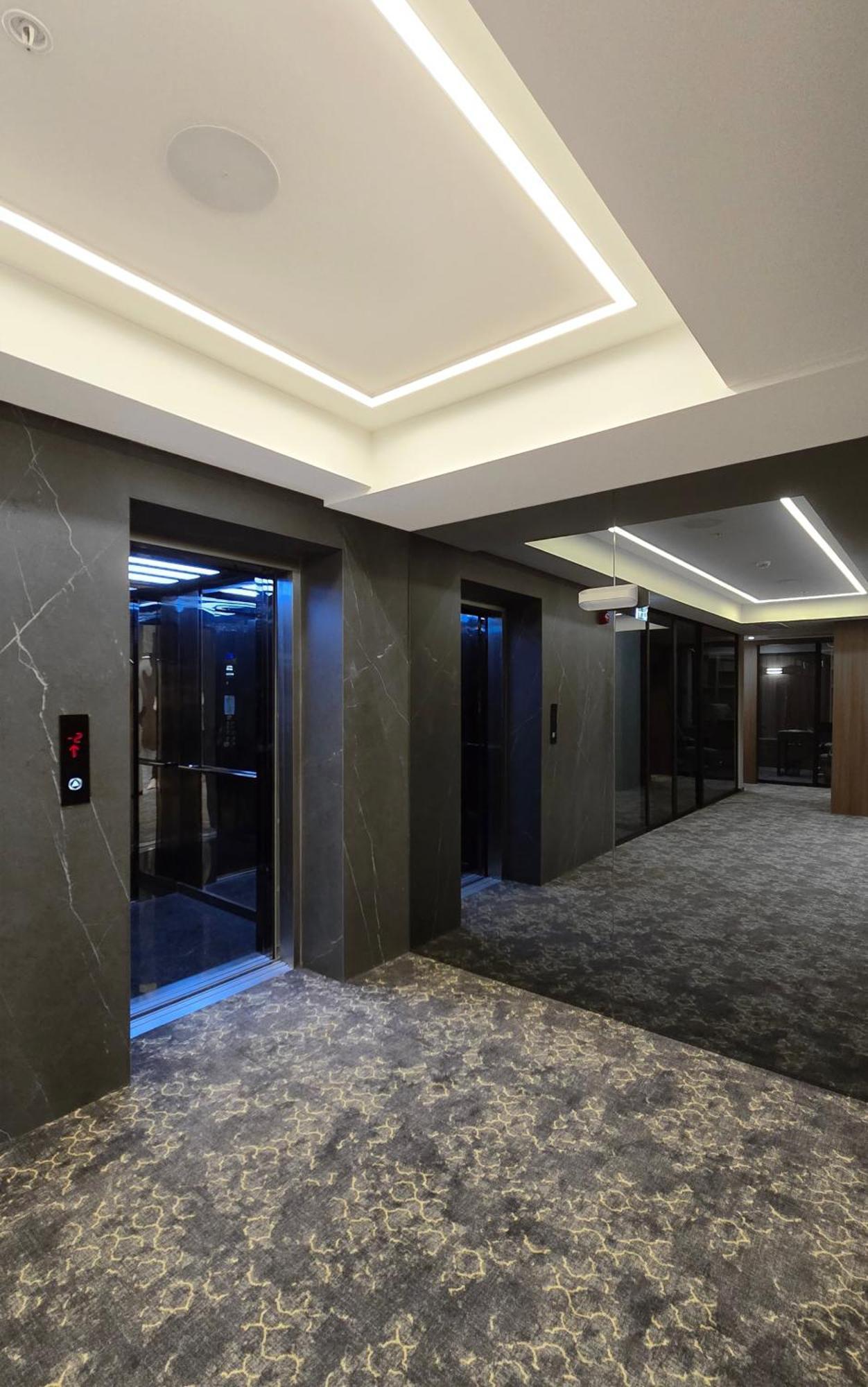 Griffin Hotel 第比利斯 外观 照片